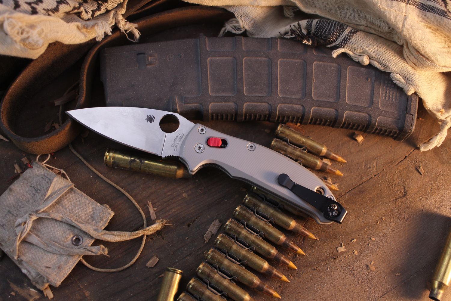 Spyderco Manix 2 3.375" Ball Bearing Lock Folder / Machined Aluminum Scales / Satin S30V ( Pre Owned )