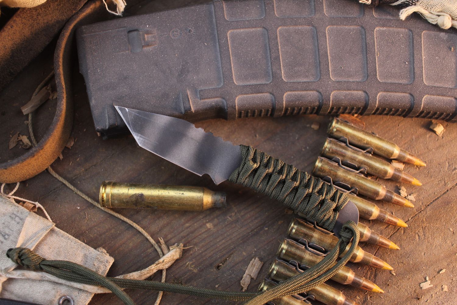 Strider Knives MMFS 2.5" Neck Knife / Green Paracord / Tiger Stripe S30V ( Pre Owned )