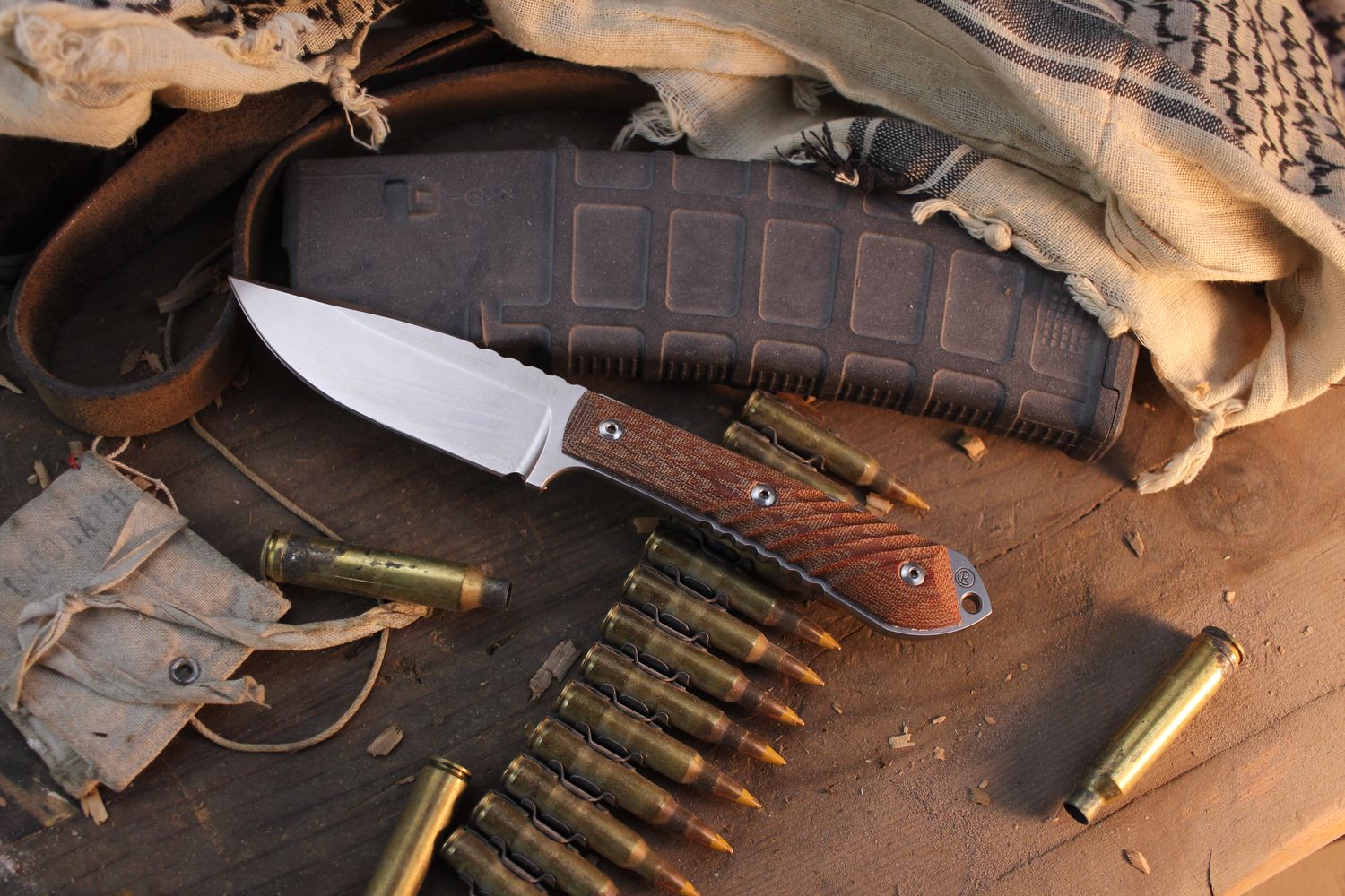 Chris Reeve Knives Nyala 3.75" Fixed Blade / Natural Micarta / Stonewashed S35VN ( Pre Owned )