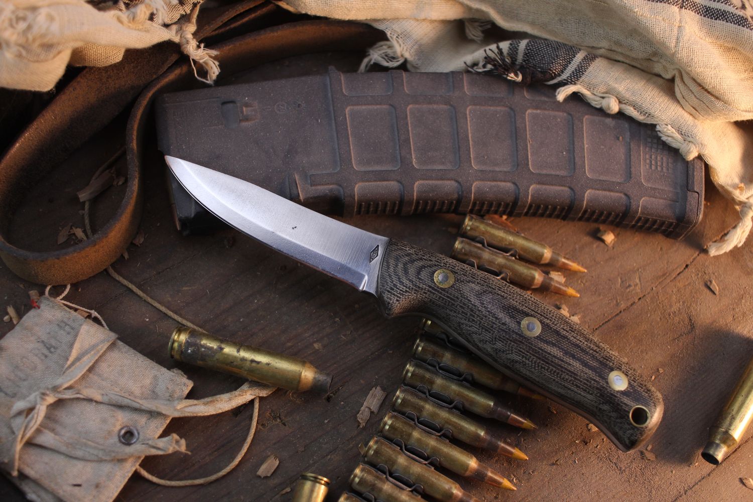 Battle Horse Knives Featherstick 3.875" Fixed Blade / Black Micarta / Satin O1 ( Pre Owned )