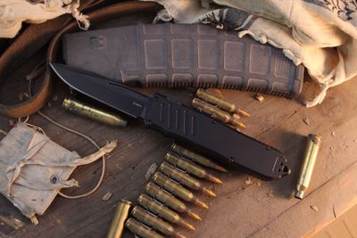 Guardian Tactical RECON-040 3.75" OTF Auto / Black Aluminum / Black Elmax ( Pre Owned )