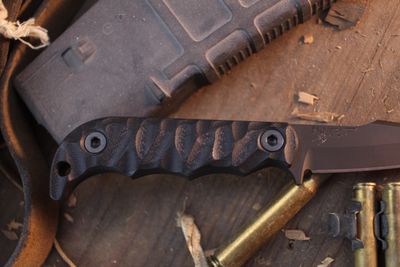 Half Face Blade Senator 3.75" Fixed Blade / Black G-10 / Black S45VN ( Pre Owned )