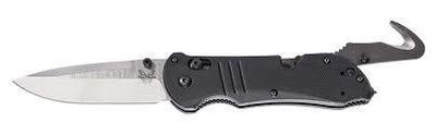 Benchmade Tactical Triage 3.4" AXIS Lock Knife / Black Serrated / Black G10 / Strap Cutter