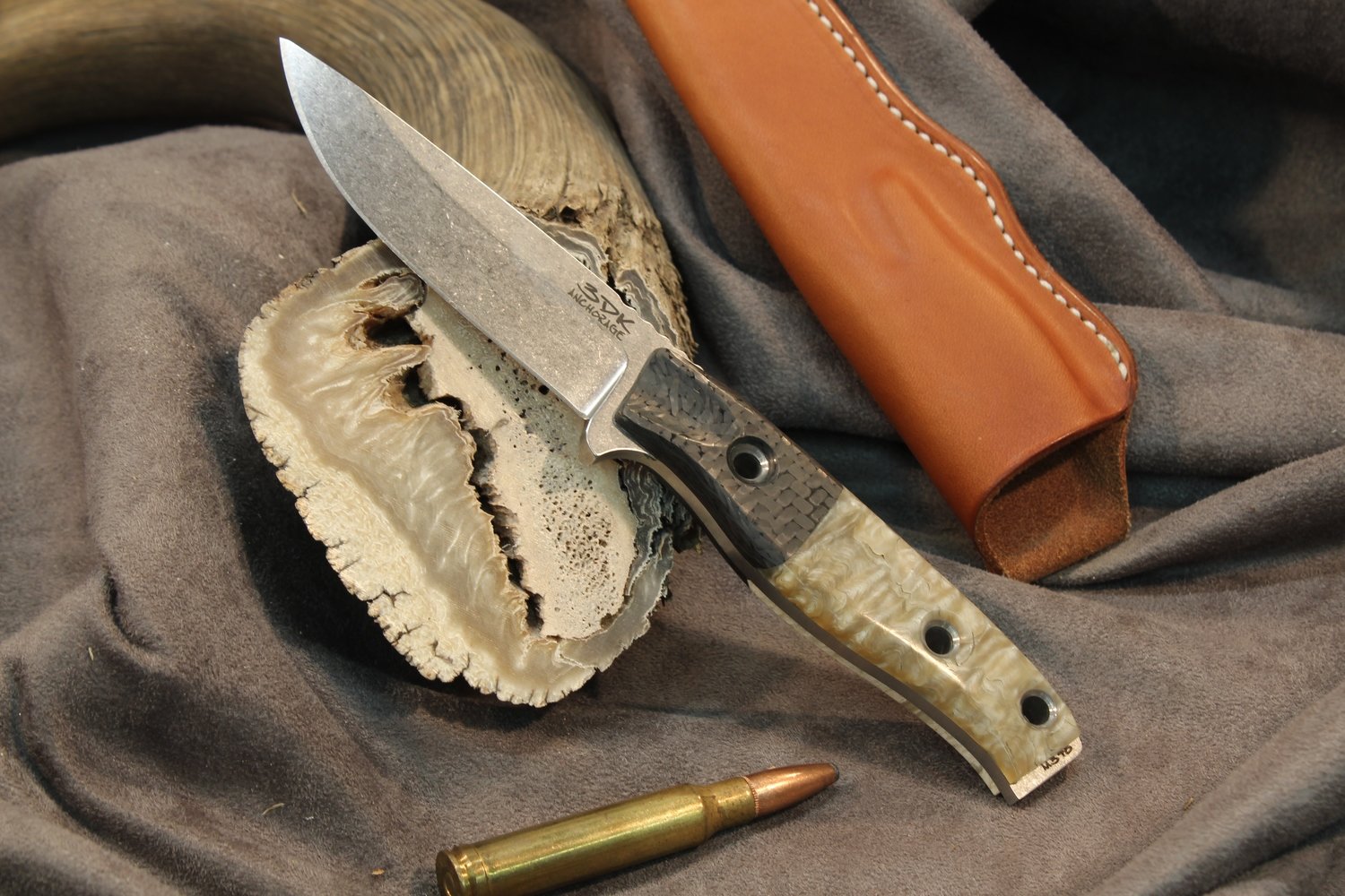 3DK Custom MAK 4&quot; Fixed Drop Point, M390 Blade / CF Bolster Musk Ox Handle