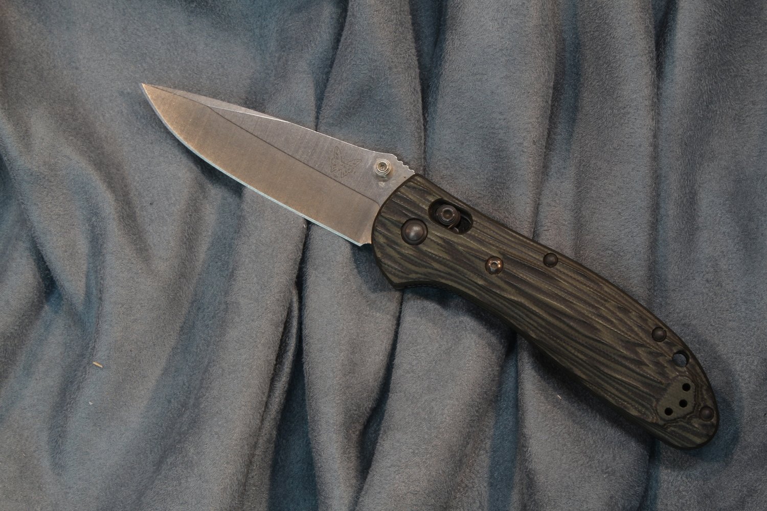 Benchmade Griptilian 3.45&quot; Limited Edition AXIS Lock Knife / Satin / Black-Green G10 / S30V (Pre-Owned)
