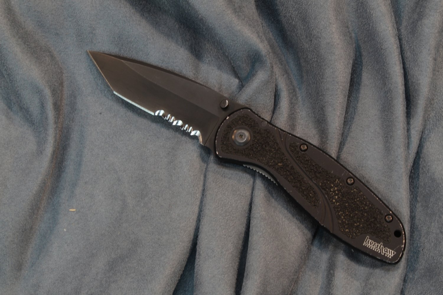 Kershaw Blur 3.375&quot; Assisted Opening Knife, Black Serrated / Black ( Pre Owned )