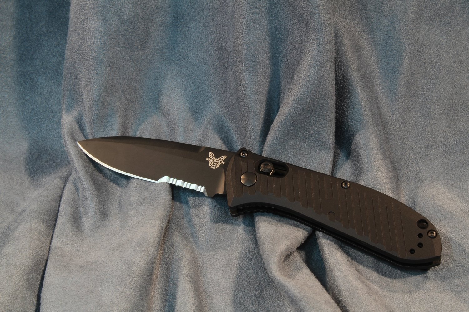 Benchmade Mini Auto Presidio II 3.7&quot; Automatic AXIS Knife / Black Serrated / Black (Prototype)
