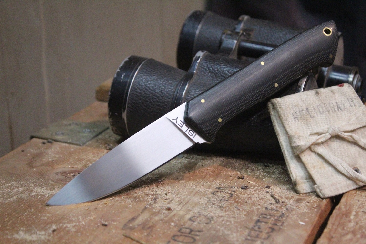 Isley Blades M28 4&quot; Fixed Blade, Black Canvas Micarta with Green &amp; Black G-10 Liner / Polished O1
