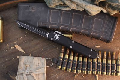 Microtech Ultratech  D/E 3.4" OTF Automatic / Black Aluminum / Black Elmax  ( Pre Owned )