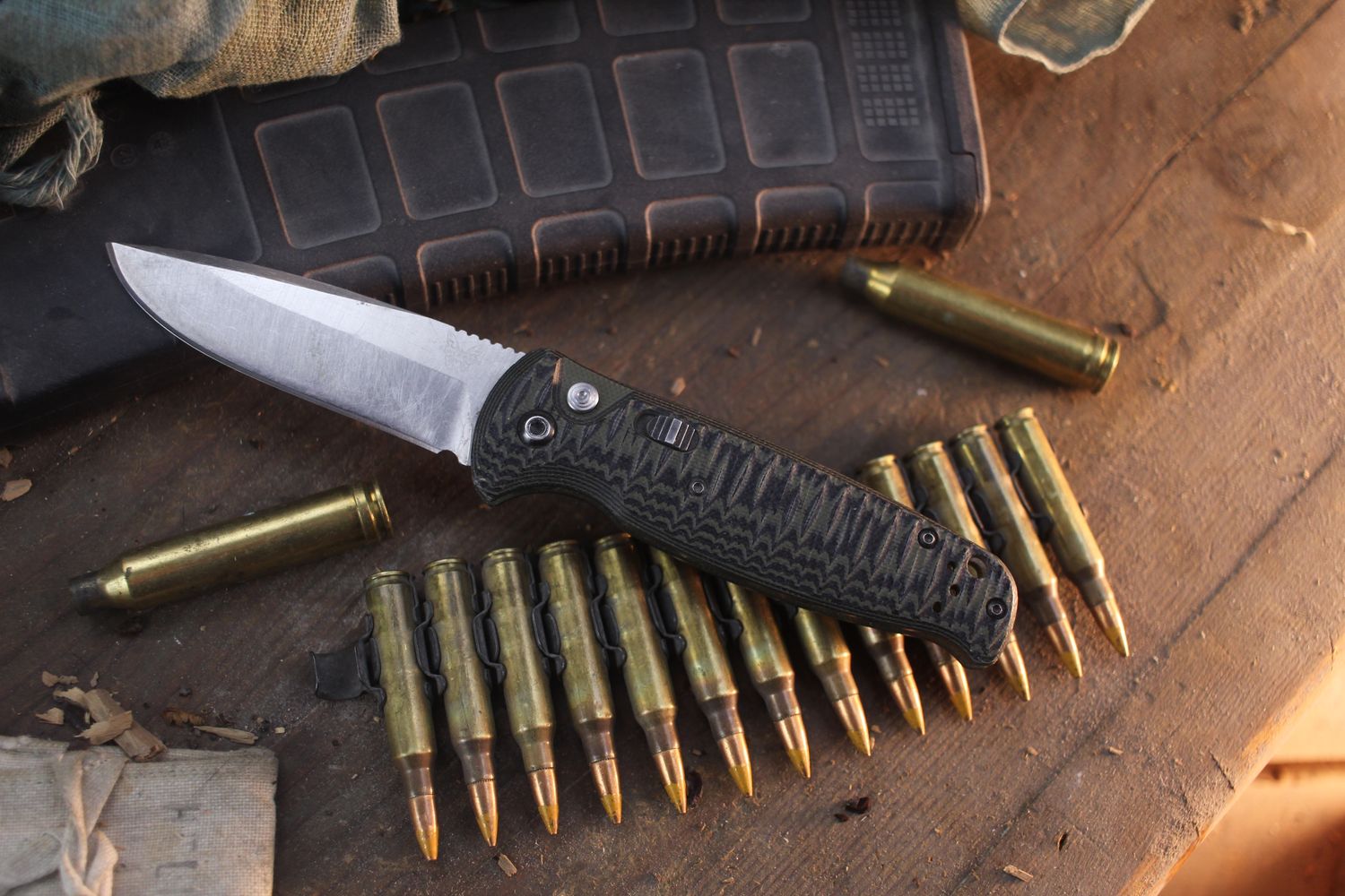 Benchmade CLA 3.4" Plung Lock Auto Folder / Black &amp; Green G-10 / Satin 154CM ( Pre Owned )