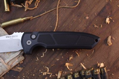 Pro-Tech Les George Rockeye 3.375" AUTO Button Lock Folder / Black  Knurled Aluminum / Stonewashed S35VN ( Pre Owned )