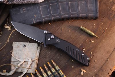 Spartan Blades PALLAS3.75" Button Lock Flipper / Black Aluminum / Black S45VN ( Pre Owned )