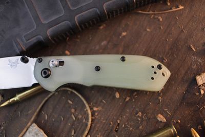 Benchmade Show Show Exclusive Mini Freek AXIS Lock Knife / Jade G10 / Satin S90V ( Pre Owned )