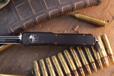 Microtech Ultratech UMS T/E 3.4" OTF Auto / Black Aluminum / Black M390 ( Pre Owned )