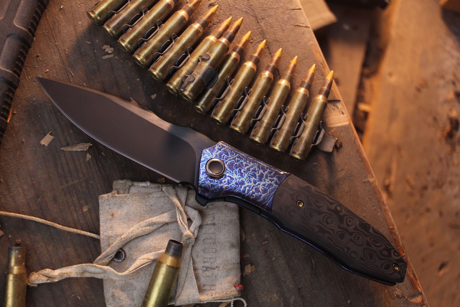 WE Knife Co Archeozoic 4" Interframe Lock Flipper / Flamed Titanium &amp; Rose Carbon Fiber / Black M390 ( Pre Owned )