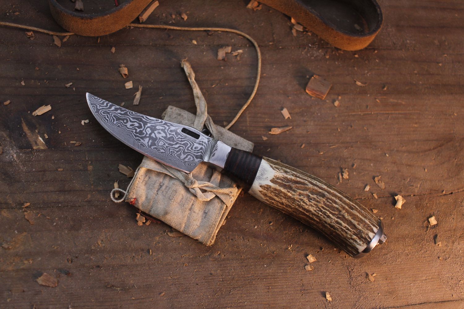 Mark Couch 3.5” Trailing Point Skinner / Moose Antler / Alaskan Forged Damascus