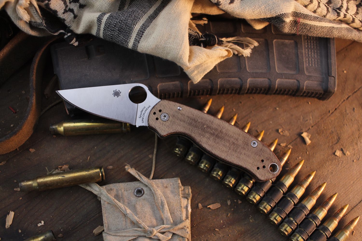 Spyderco Para 3 3" Compression Lock Folder / Brown Micarta / Satin CruWear