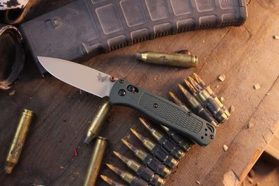 Benchmade Seasonal Bugout 3.24" AXIS Lock Folder / Taiga Green Grivory / Tan Cerakote Elmax