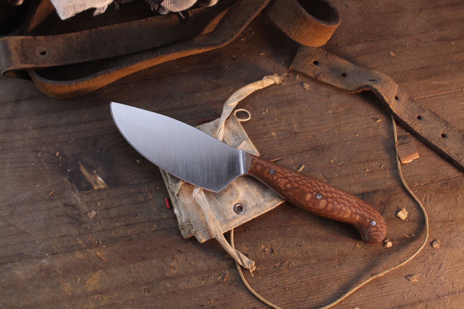 Mark Couch Skinner 4" Fixed Blade / Lacewood / Satin 52100