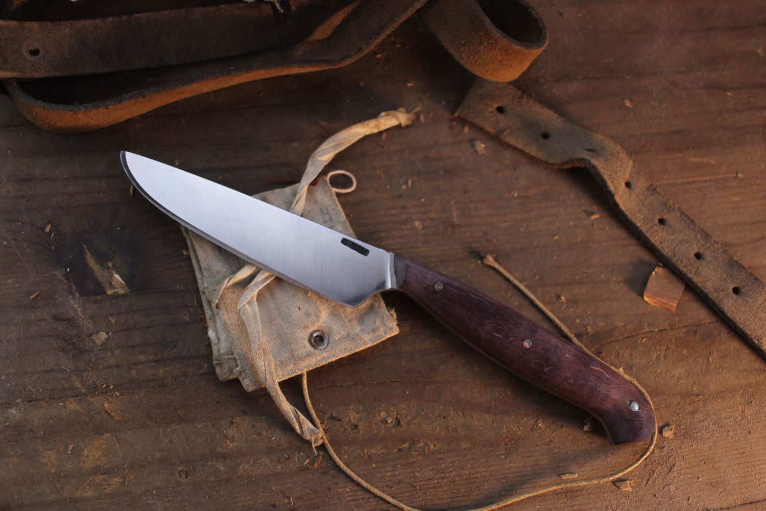 Mark Couch Slim Utility 4.5" Fixed Blade / Dyed Maple / Satin 52100