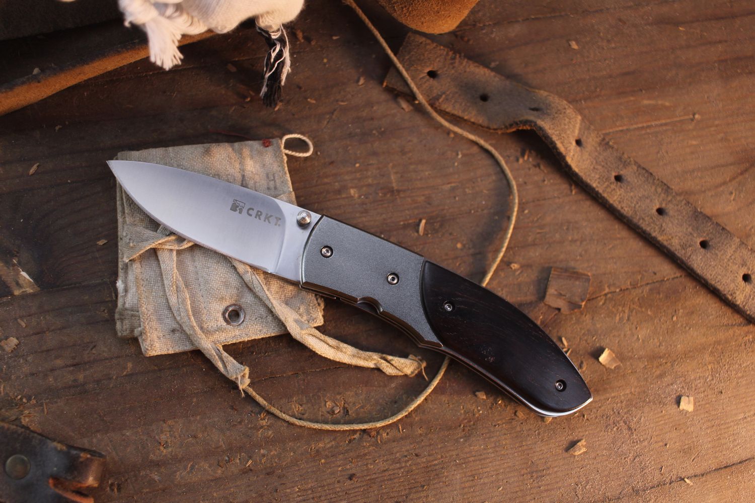 CRKT Kommer 30-30 3" Linerlock Folder / Ebony / Satin 4116 ( Pre Owned )