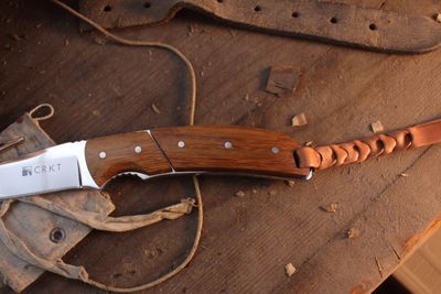 CRKT Kuskokwin Kommer Signature 3.25" Fixed Blade / Hardwood / Satin Gut Hooked 1.4116 Stainless ( Pre Owned )