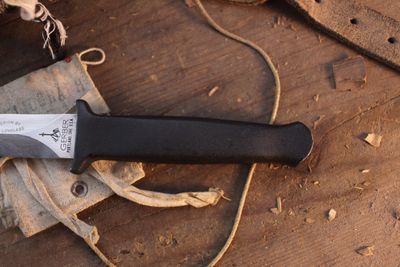 Gerber Classic R.W. Loveless Guardian 1 4.75" Fixed Blade / Black Armorhide / Satin 440C ( Pre Owned )