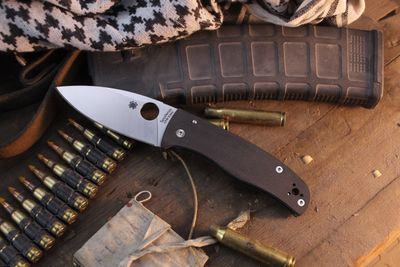 Spyderco Bodacious 3.66" Compression Lock Folder / Black G-10 / Satin S30V