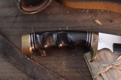 Ozeke Sinop Vintage 4" Fixed Blade / Indexed Buffalo Horn &amp; Brass / Polished Stainless ( Pre Owned )