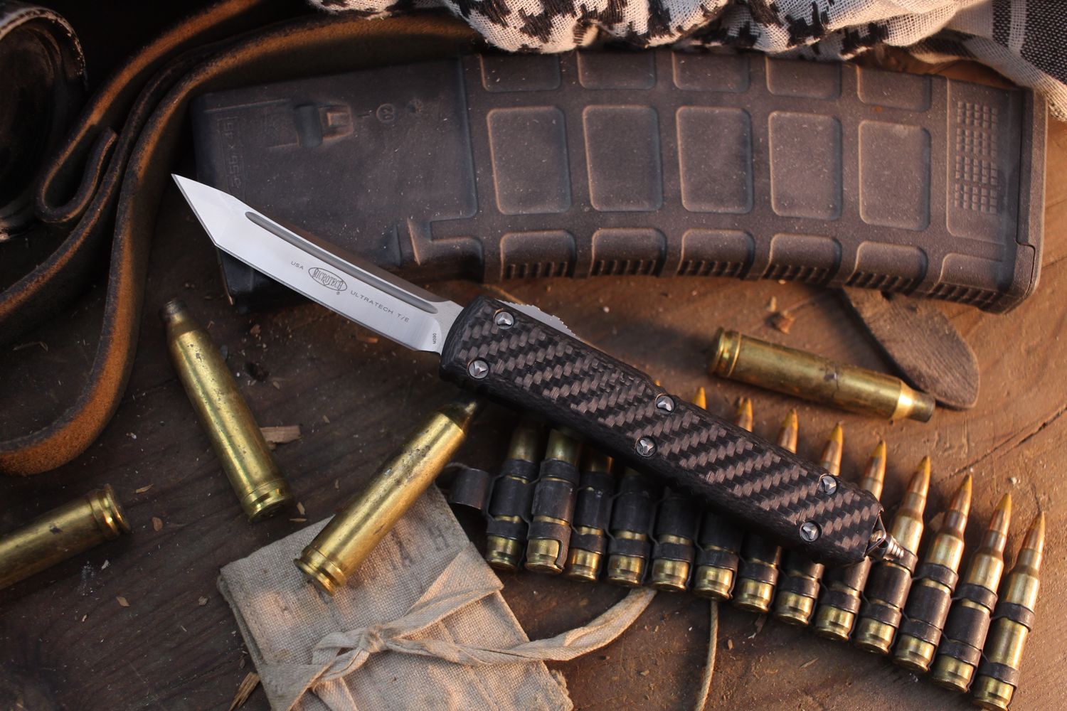 Microtech Ultratech T/E 3.4" OTF AUTO / Carbon Fiber / Satin ( Pre Owned )