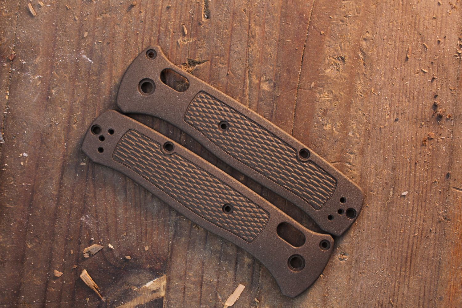 Benchmade Bailout Burnt Bronzed Cerakote Grivory Scales