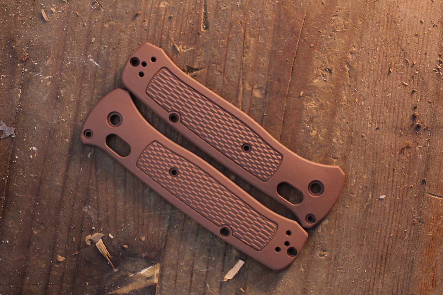 Benchmade Bailout Federal Brown Cerakote Grivory Scales