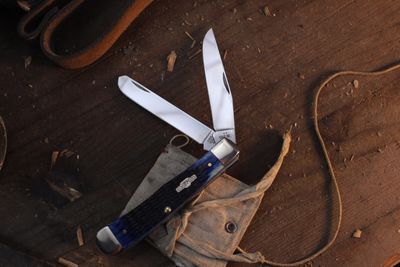 Case Trapper 4.125" Closed Slip Joint Folder / Blue Rodger Corn Cob Jigged Bone / Polished Tru-Sharp
