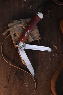 Case Trapper 4.1" Closed Slip Joint Folder / Smooth Chestnut Bone / Polished Tru-Sharp