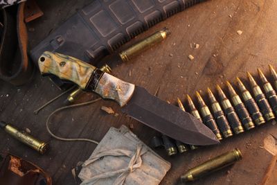 Half Face Blade Disaster Jr. 3.75” Fixed Blade / Dyed Giraffe Bone &amp; Black Copper Web Tru-Stone / Acid Washed 3V  ( Pre Owned )