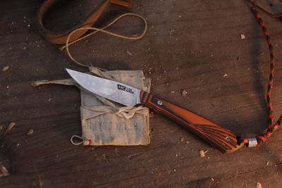 MKC FREEZOUT 3" Fixed Blade / Orange &amp; Black G-10 / Stonewashed MagnaCut ( Pre Owned )