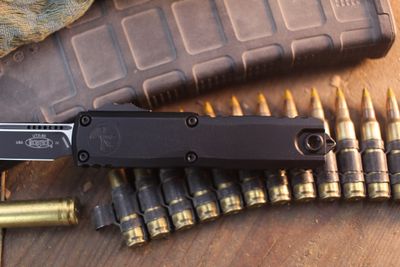 Microtech UTX-85 Gen IV S/E OTF Auto / Black Aluminum / Black M390MK
