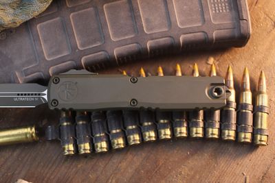 Microtech Ultratech Gen IV D/E 3.5" OTF Auto / OD Green Cerakote  Aluminum / OD Green Cerakote M390MK
