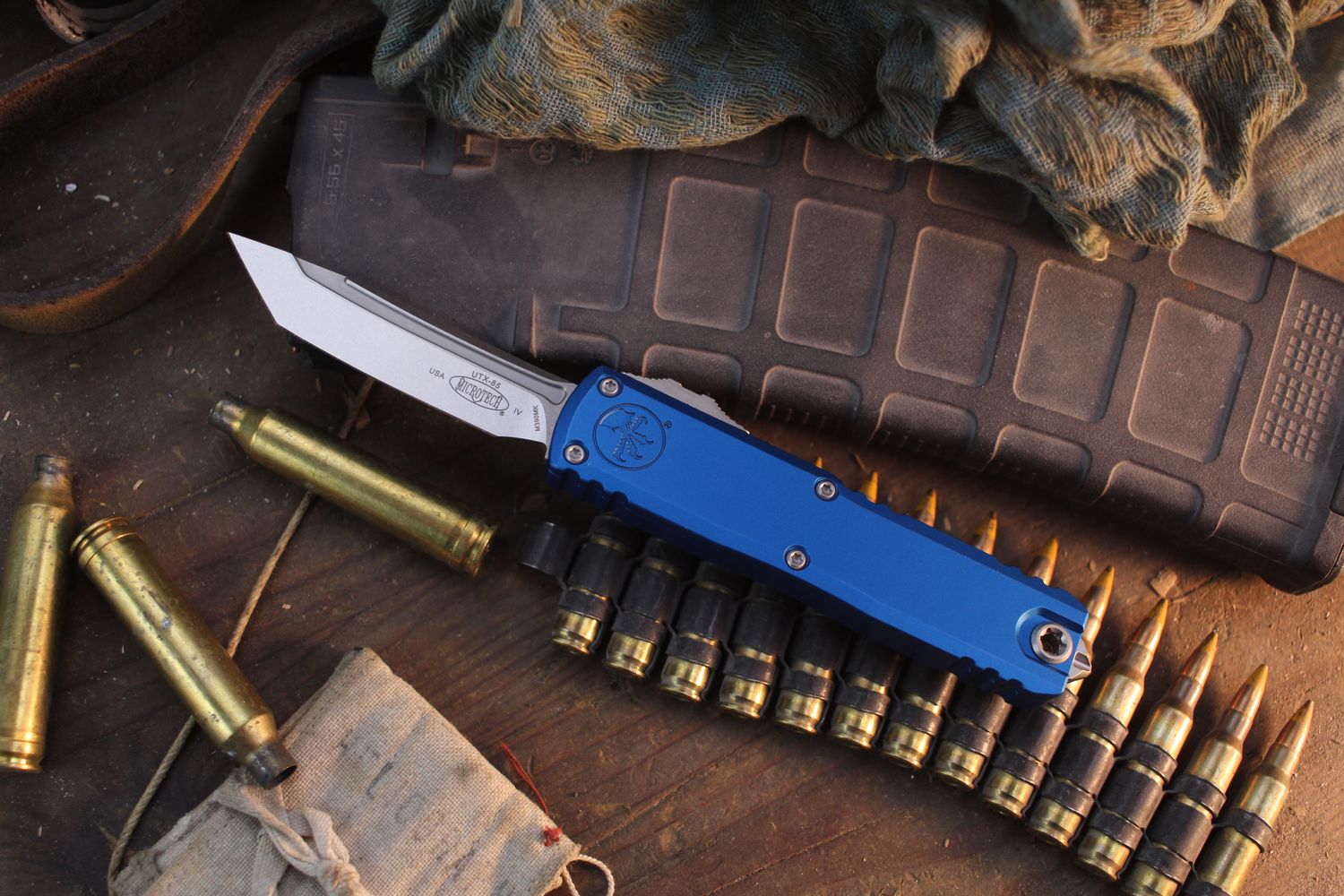 Microtech UTX-85 Gen IV T/E 3" OTF Auto / Blue Aluminum / Stonewashed M390MK
