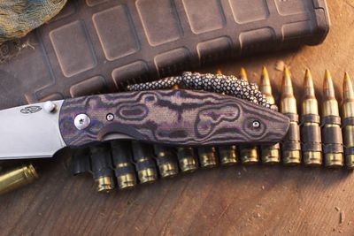 Three Rivers Manufacturing Atom 3.5" Linerlock Folder / Damatanium Camo Carbon Fiber / Stonewashed 20CV ( Pre Owned )