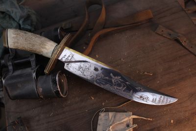 IRBI Irvin Campbell LH 10.5" Fixed Blade / Moose Antler &amp; Worked Brass / Wildlife Scene Engraved High Carbon ( Pre Owned )