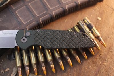 Pro-Tech TR-3 3.5" Automatic Plunge Lock Folder / Green Fish Scale Aluminum / Stonewashed 154CM