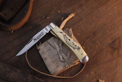 Schrade USA Classic SC503 2.875" Linerlock Folder / Ivory Delrin Handle Scrimshawed By J. Duffy / Satin 440A ( Pre Owned )