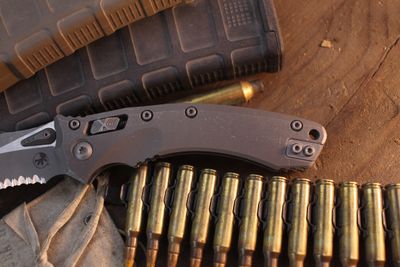Microtech Marfione Select Amphibian 3.9" Ram-Lok Folder / Apocalyptic Titanium / Apocalyptic Serrated M390MK ( Pre Owned )