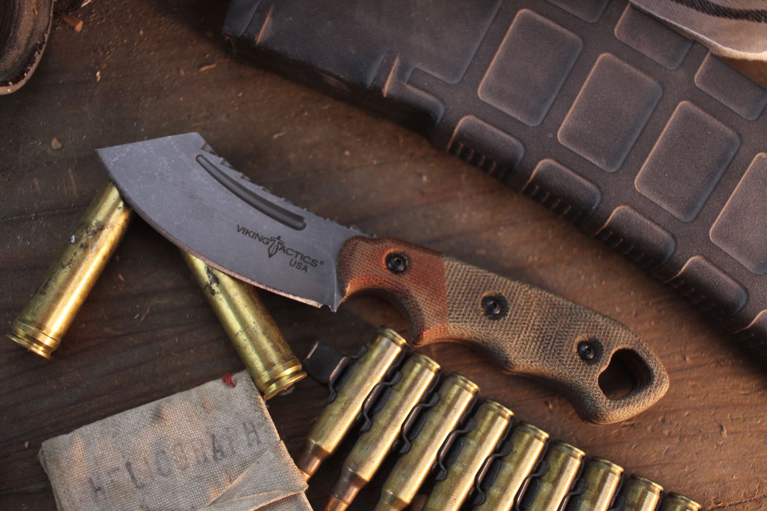 TOPS Viking Tactics Patriot 3" Fixed Blade / Green &amp; Tan Micarta / Tungsten Cerakote 1095 ( Pre owned )