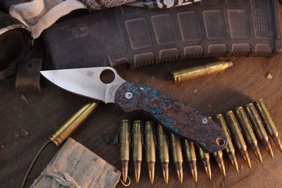 Spyderco Para 3 3" Compression Lock Folder / Shipwrecked Flytanium Lotus Mileld Copper / Satin S45VN ( Pre Owned )