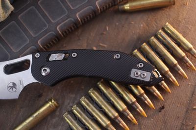 Microtech Stitch S/E 3.625" RAM-LOK Manual Folderr / Black Fluted Aluminum / Stonewashed Bohler M390MK ( Pre Owned )