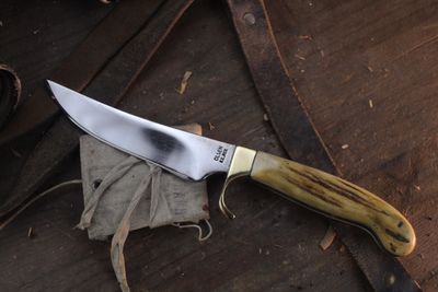 Olsen Knives Trailing Point Hunter 4.5" Fixed Blade / Stag / Satin Dannemora High Carbon ( Pre Owned )