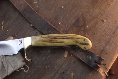 Olsen Knives Trailing Point Hunter 4.5" Fixed Blade / Stag / Satin Dannemora High Carbon ( Pre Owned )