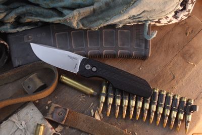 Pro-Tech Vero Synapse 2 3.5" Auto Button Lock Folder / Herringbone Black Aluminum / Stonewashed MagnaMax
